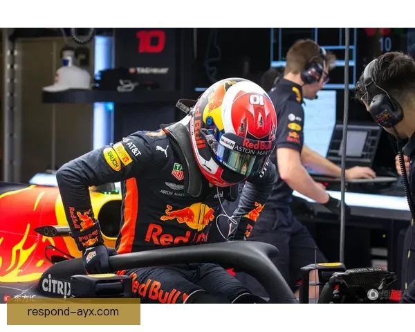 F1赛季激战升级车队博弈引爆围场焦点与车手转会动态解析全景追踪