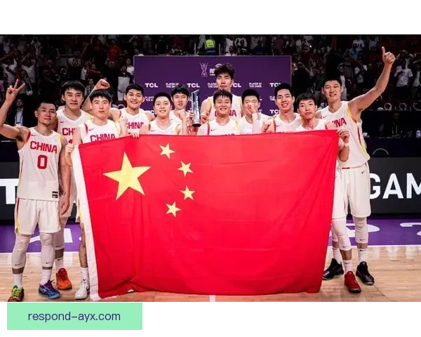 中国男篮力克劲敌挺进亚洲杯四强展现团队顽强拼搏精神引爆全场热情