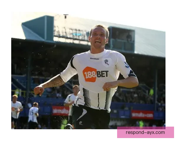 斯温登俱乐部的历史与发展:一段不为人知的足球传奇之路 斯温登俱乐部的历史与发展:一段不为人知的足球传奇之路